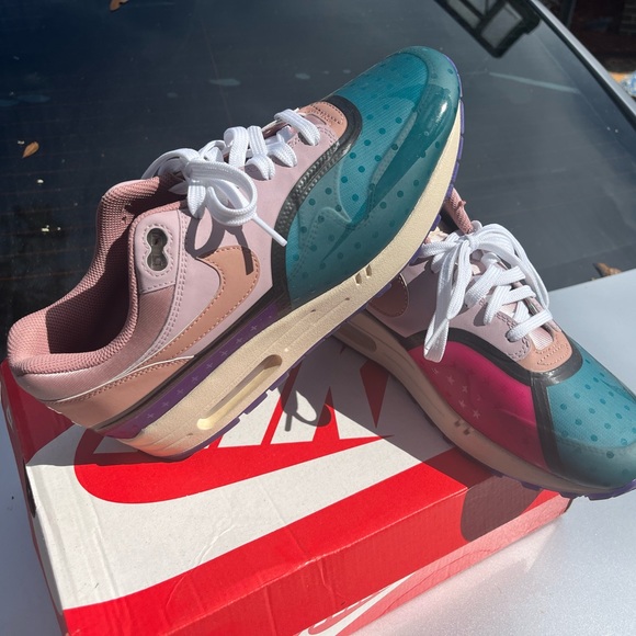 Nike Air 10.5 - Picture 3 of 5